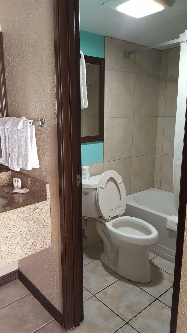 Hotel Super 8 Naples