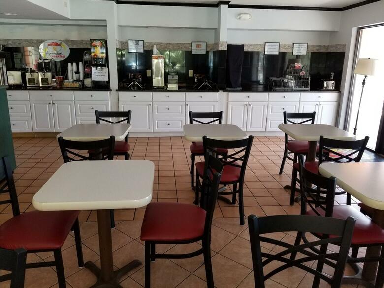 Hotel Super 8 Naples