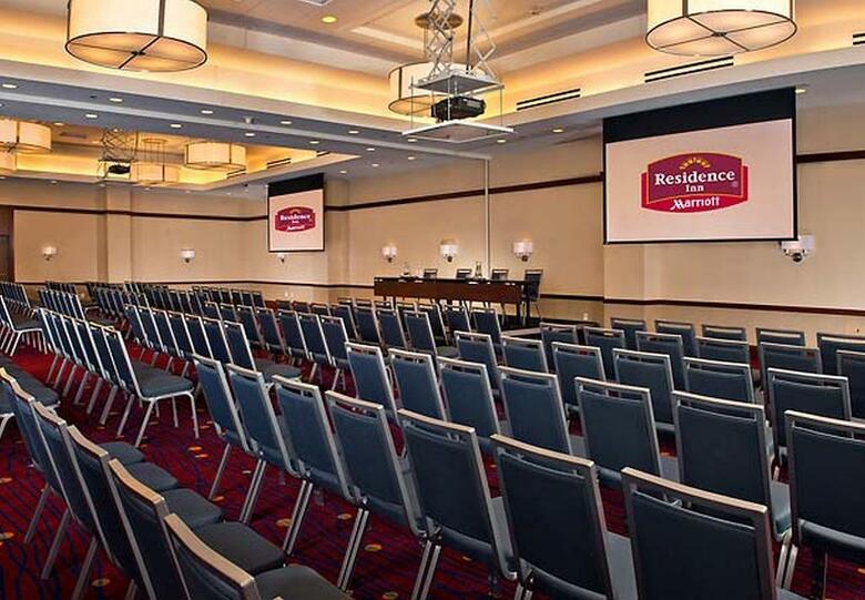 Hotel Residence Inn Arlington Capital View