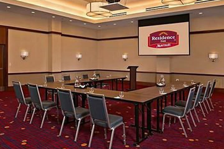 Hotel Residence Inn Arlington Capital View