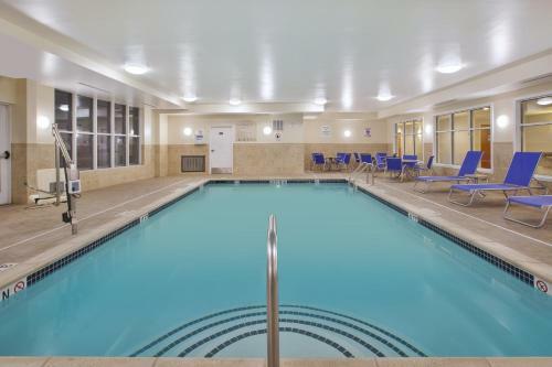 Holiday Inn Express Hotel & Suites Auburn Hills