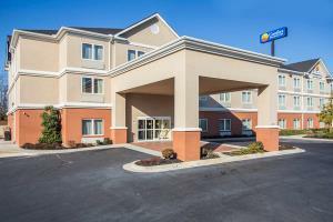 Hotel Comfort Inn & Suites