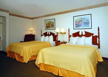 Hotel Quality Inn & Suites