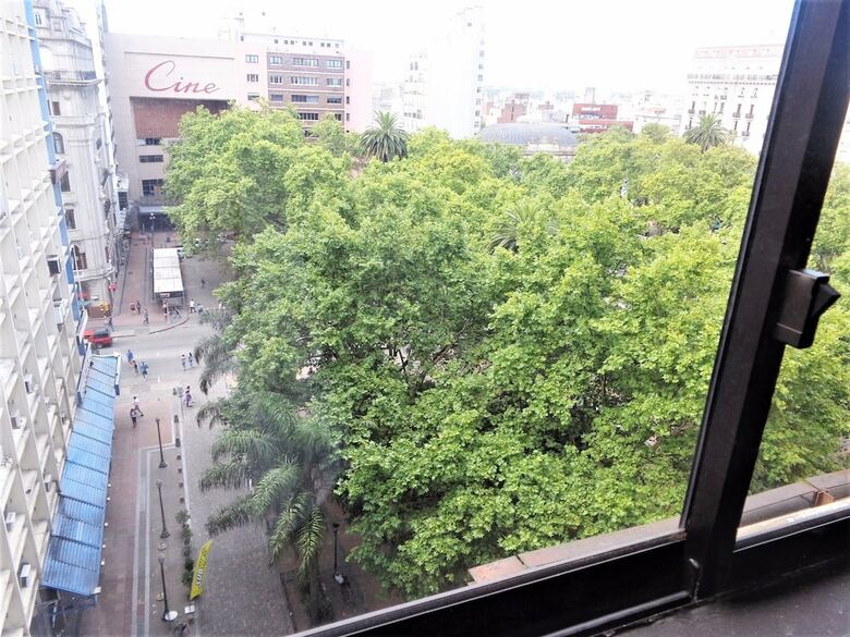 Hotel Balmoral Plaza