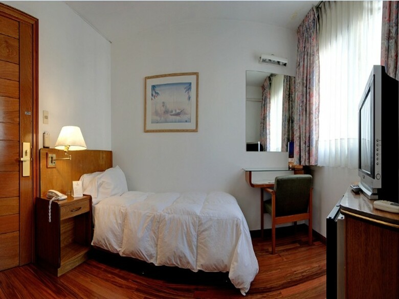 Hotel Balmoral Plaza