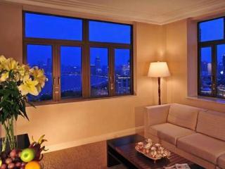 Hotel Broadway Mansions