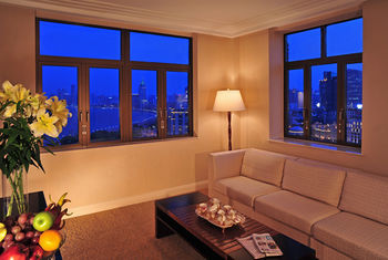 Hotel Broadway Mansions