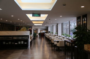 Hotel Broadway Mansions
