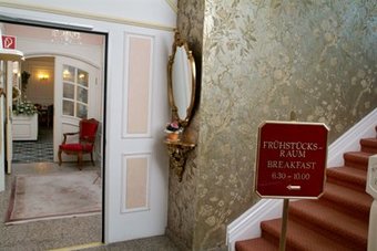 Hotel Rheinischer Hof