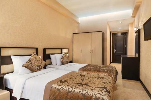 Days Hotel Baku