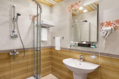Days Hotel Baku