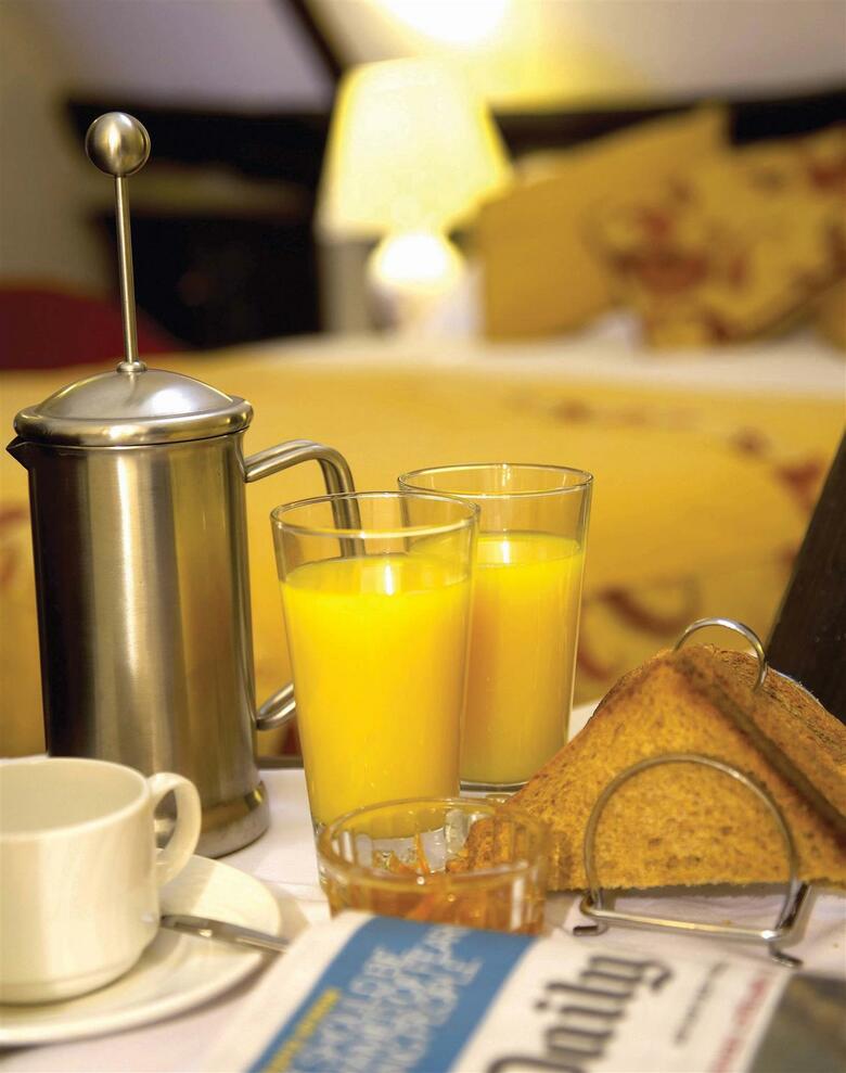 Best Western Plus Wroxton House Hotel