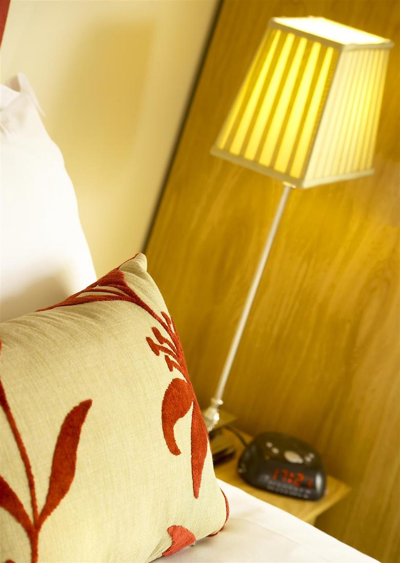 Best Western Plus Wroxton House Hotel