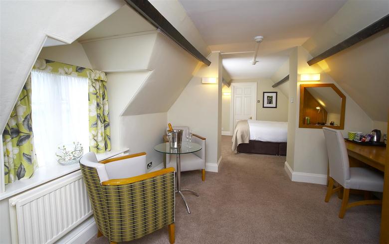 Best Western Plus Wroxton House Hotel