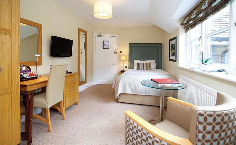 Best Western Plus Wroxton House Hotel