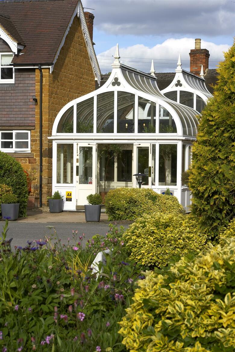Best Western Plus Wroxton House Hotel