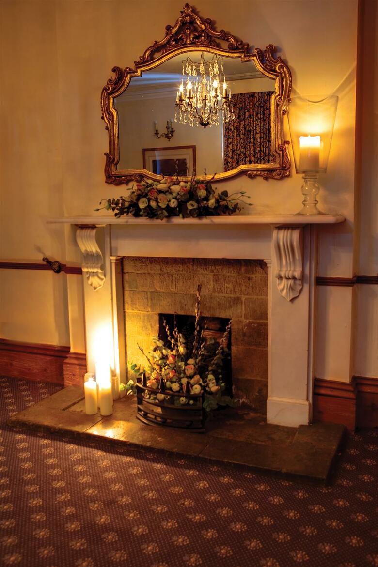 Best Western Plus Wroxton House Hotel