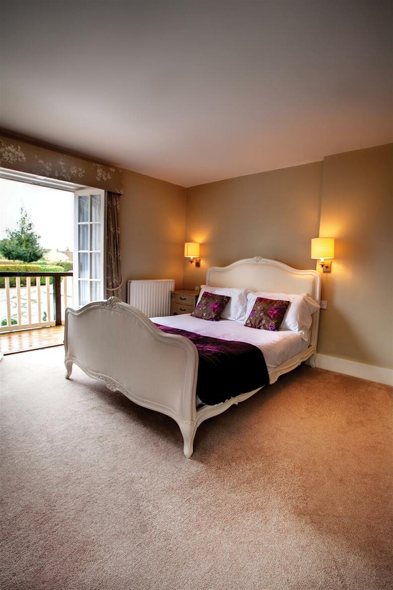 Best Western Plus Wroxton House Hotel