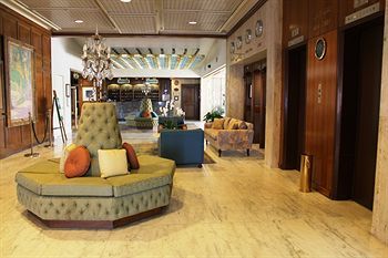 Hotel Al Bustan