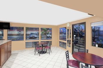 Hotel Days Inn Lost Hills