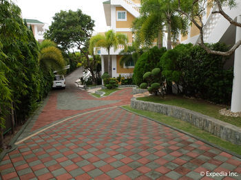 Hotel Monaco Suites De Boracay