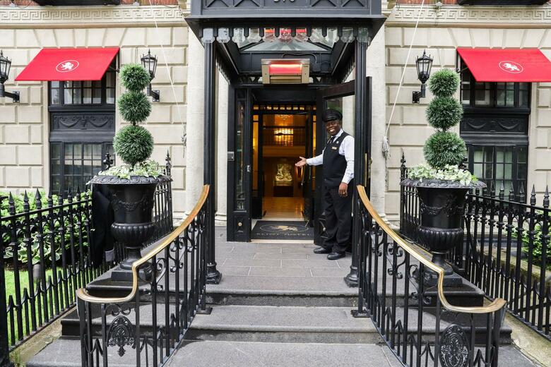 The Eliot Hotel