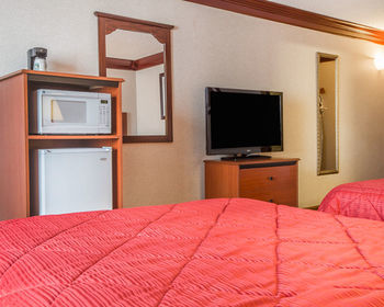 Hotel Quality Inn & Conference Center