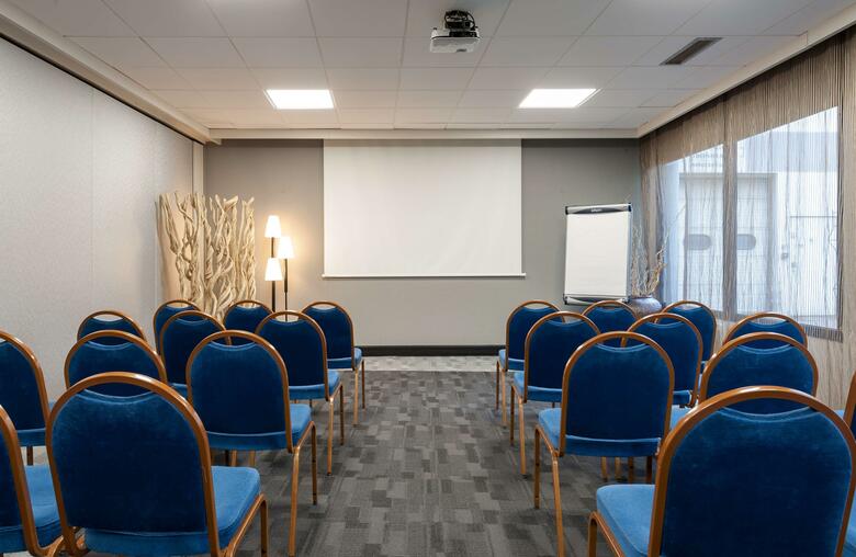 Hotel Kyriad Creteil - Bonneuil Sur