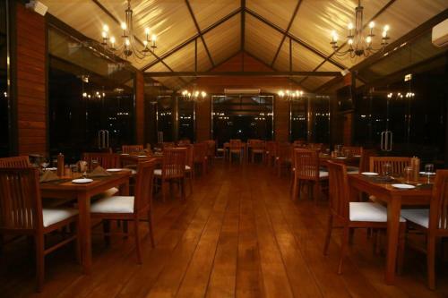 Hotel Sennya Resorts