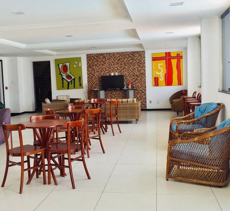 Hotel Algas Marinhas