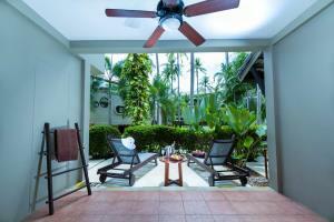 Doubletree Resort By Hilton Hotel Phuket - Surin Beach