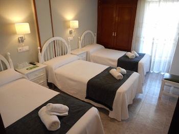 Hotel Hostal Gran Via