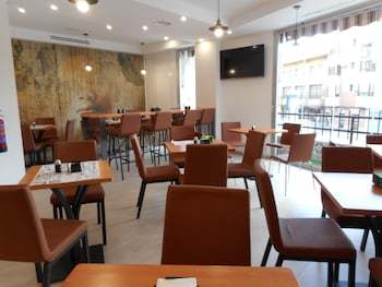Hotel Hostal Gran Via