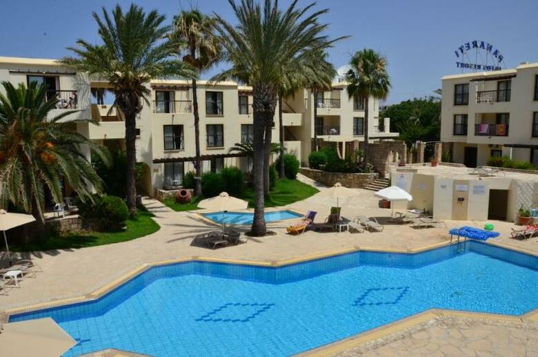 Hotel Panareti Paphos Resort