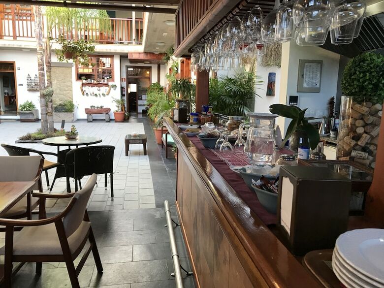 Gara Hotel