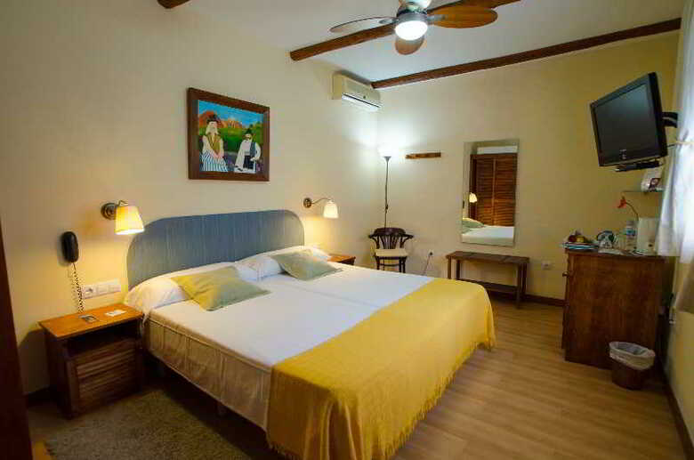Gara Hotel