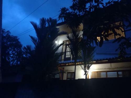 Field View Homestay