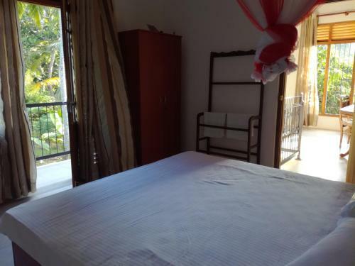 Field View Homestay