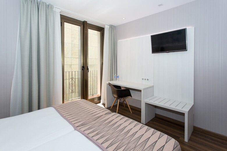 Hostal Operaramblas