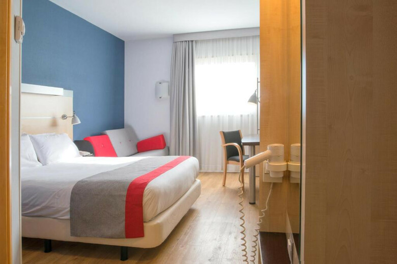 Hotel Holiday Inn Express Valencia-bonaire