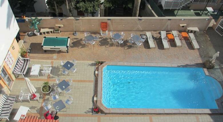 Hotel Raxa