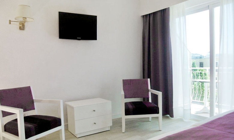 Hotel Villa Ana