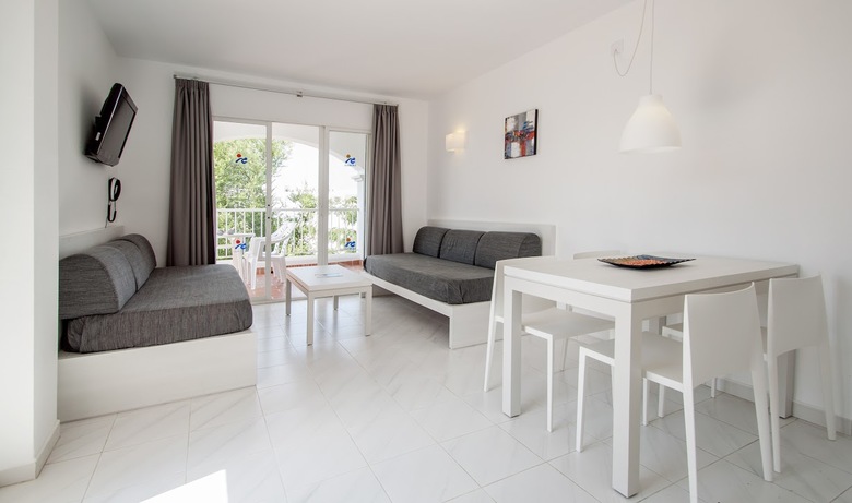 Apartamentos Apts. Es Ravells Dor