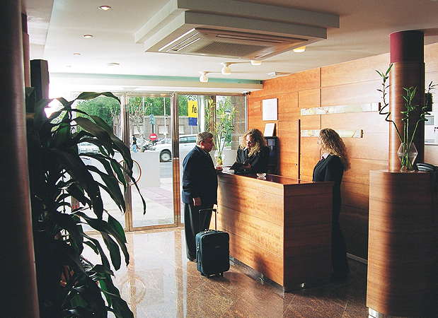 Hotel Legazpi