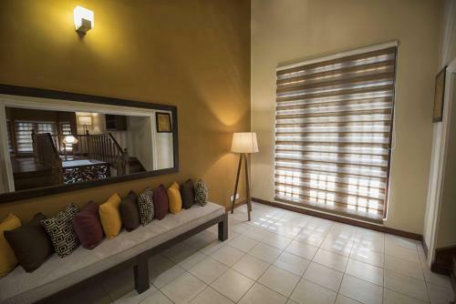 Hostal Mount Residency