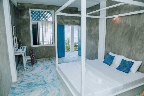 Hostal More Joy