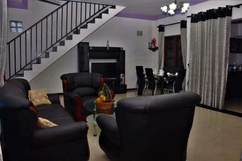 Hostal Chrish Residence