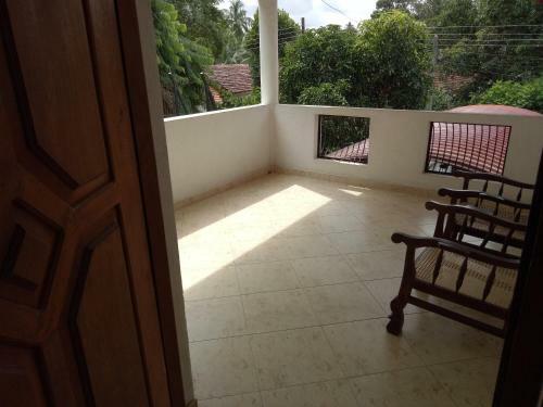 Hostal White Roses Homestay