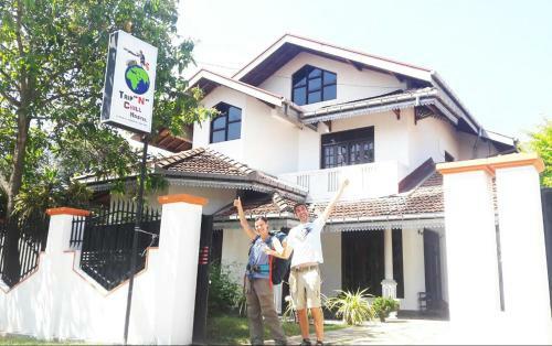 Trip "n" Chill Hostels Colombo Airport