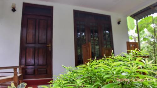 Hotel Sunrise Cottage